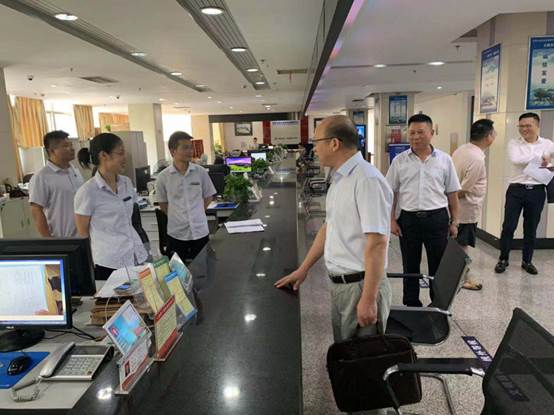 说明: C:\Users\Administrator\Desktop\f6f006a0f96c27e31ef45b1497b666b.jpg