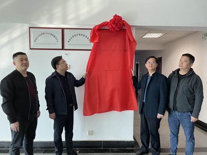 0c151de57678b86a861b5c264146dd6