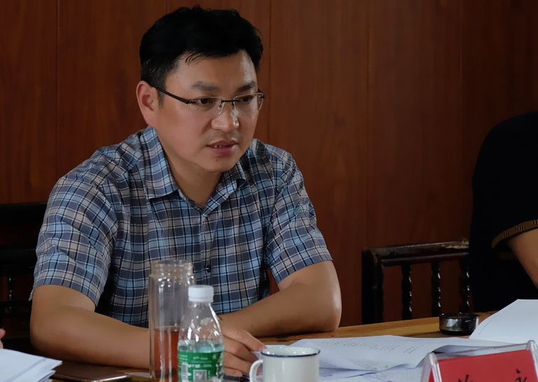 全市工信局长座谈会召开:全力以赴确保工业经济稳增长