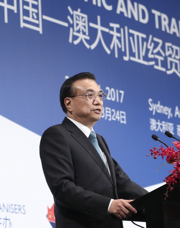 当地时间3月24日,国务院总理李克强在悉尼与澳大利亚总理特恩布尔共同出席中澳经贸合作论坛并发表演讲。
