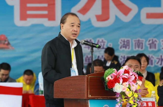 湖南省交通运输厅党组书记,厅长赵平担任演习总指挥.