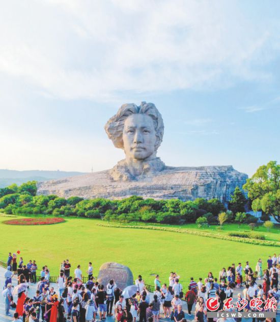 �����߽�������ͷ��������ë�󶫵��������������󣬸��ܵ�����ʷ���ƣ���������ο����ߺ�ɫ��������ѡ�� ��ɳ����ȫý����� ���� ��