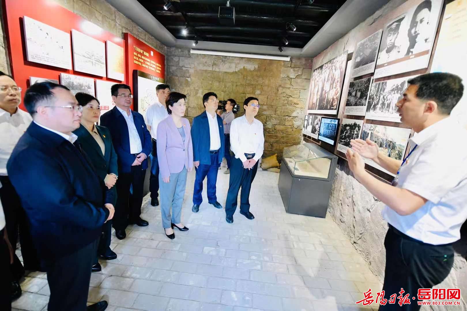 1521485471281720.jpg 333.jpg