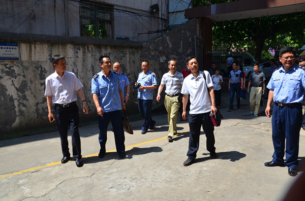 省工商局来岳调研商事制度"放管服"改革试点工作
