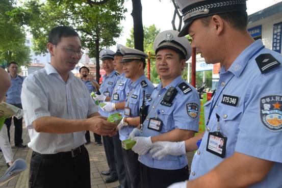 clip_image002.jpg clip_image002.jpg